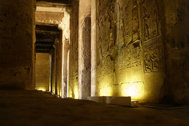 Tour al Templo de Dendera en un crucero por el Nilo desde Luxor.